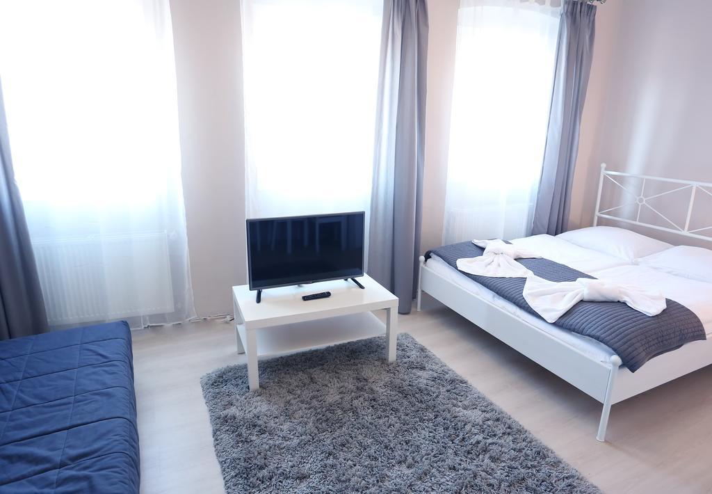 Apartments Pushkin Прага Номер фото