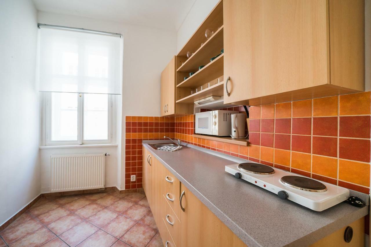 Apartments Pushkin Прага Экстерьер фото